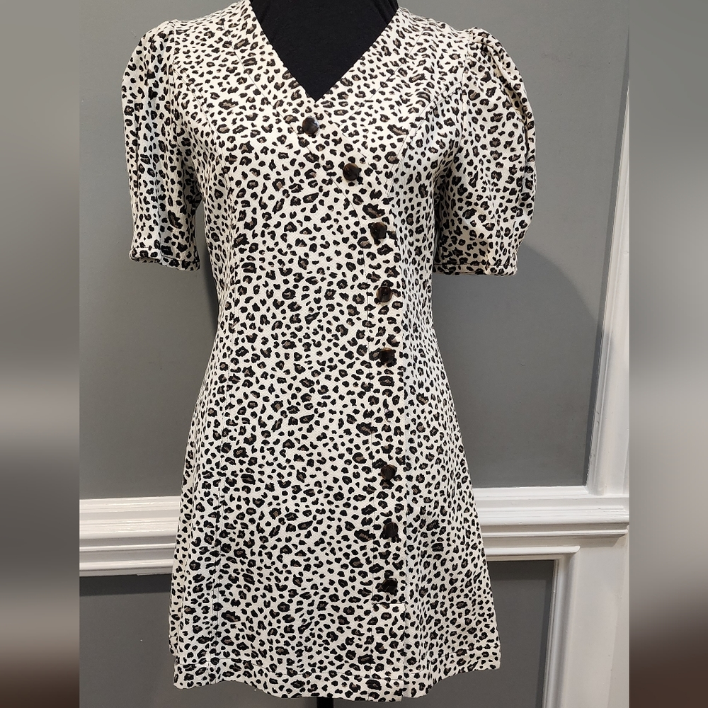 Leopard print mini dewss